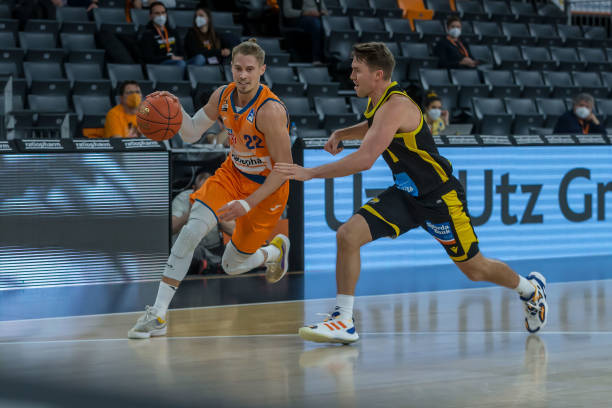 他从本菲卡 他从本菲卡